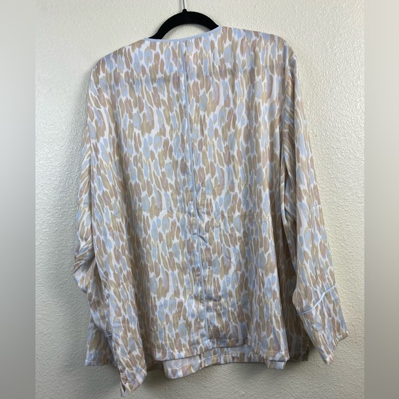 Summersalt Pajama Top Lightweight Sleepwear Relaxed Long Sleeve Button up sz XL - Picture 2 of 10
